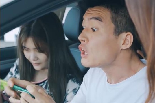 游戏迷买车都是看这个功能的吗？还挺豪横！