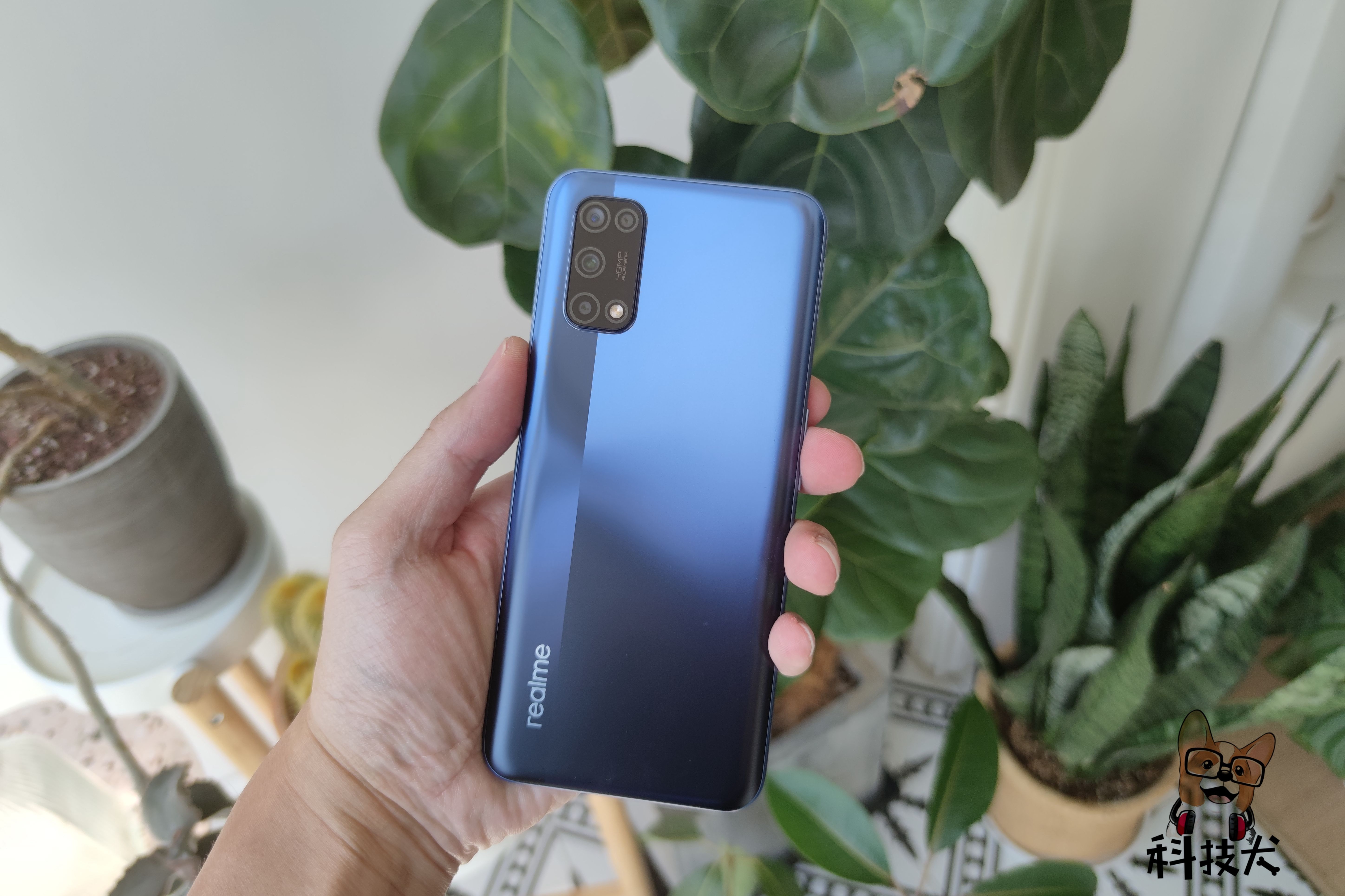 realme真我v55g手机值得入手吗科技犬推荐1399元的低配版