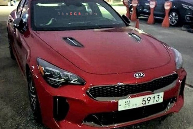 起亚来袭！起亚新“K7轿跑版”实车！造型更运动