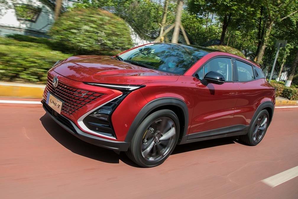 康康侃车|2021款比亚迪唐DM有哪些优缺点，是否值得买？