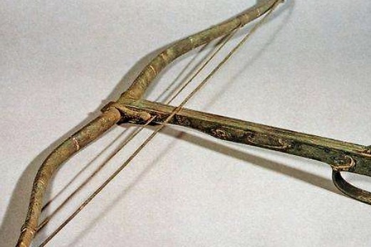 可带剑上街,藏甲片却要挨杖笞?中国古代哪些武器算违禁管制?_凤凰网
