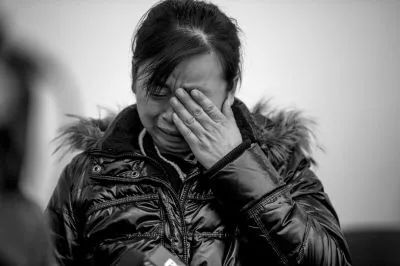 女大学生游泳意外怀孕找游泳馆索赔30万查明事实后羞愧不已