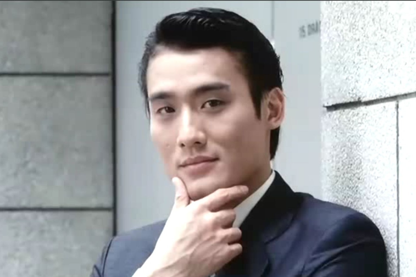 女孩给自己找个父亲