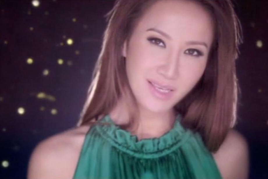 李玟记者会上承认整容？44岁冻龄的她自曝保养秘诀是靠现代科技