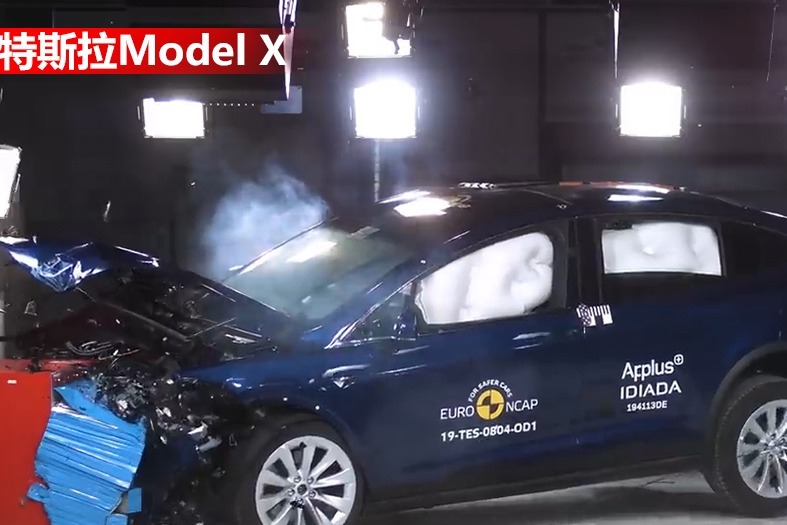 特斯拉Model X真的安全吗？看看欧洲最严苛的碰撞测试你就知道了