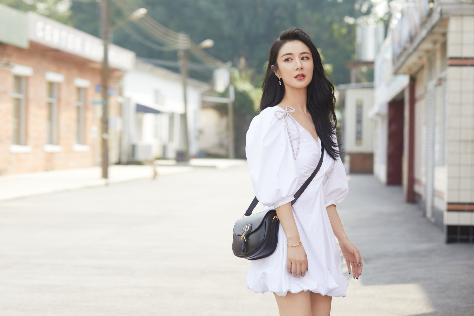 薇娅老公现场落泪