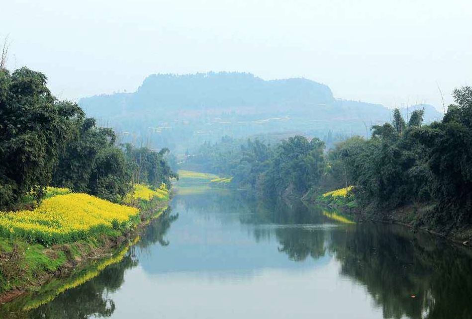 七绝 夏游川东湿地公园 四川/王典馥 流光起舞染亭塘 翠竹虹霓夹草