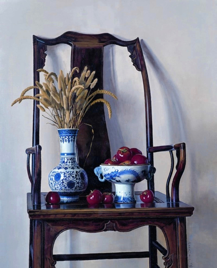 静物油画作品中的青花瓷