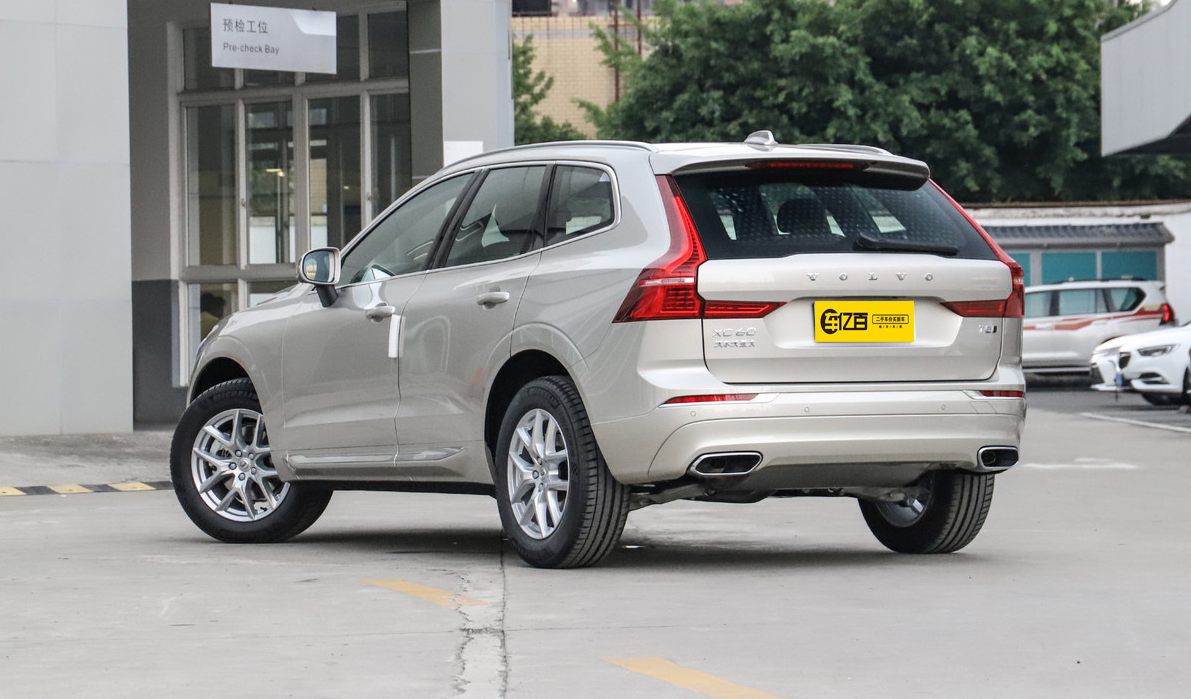 沃尔沃亚太沃尔沃xc602021款t5四驱智逸豪华版