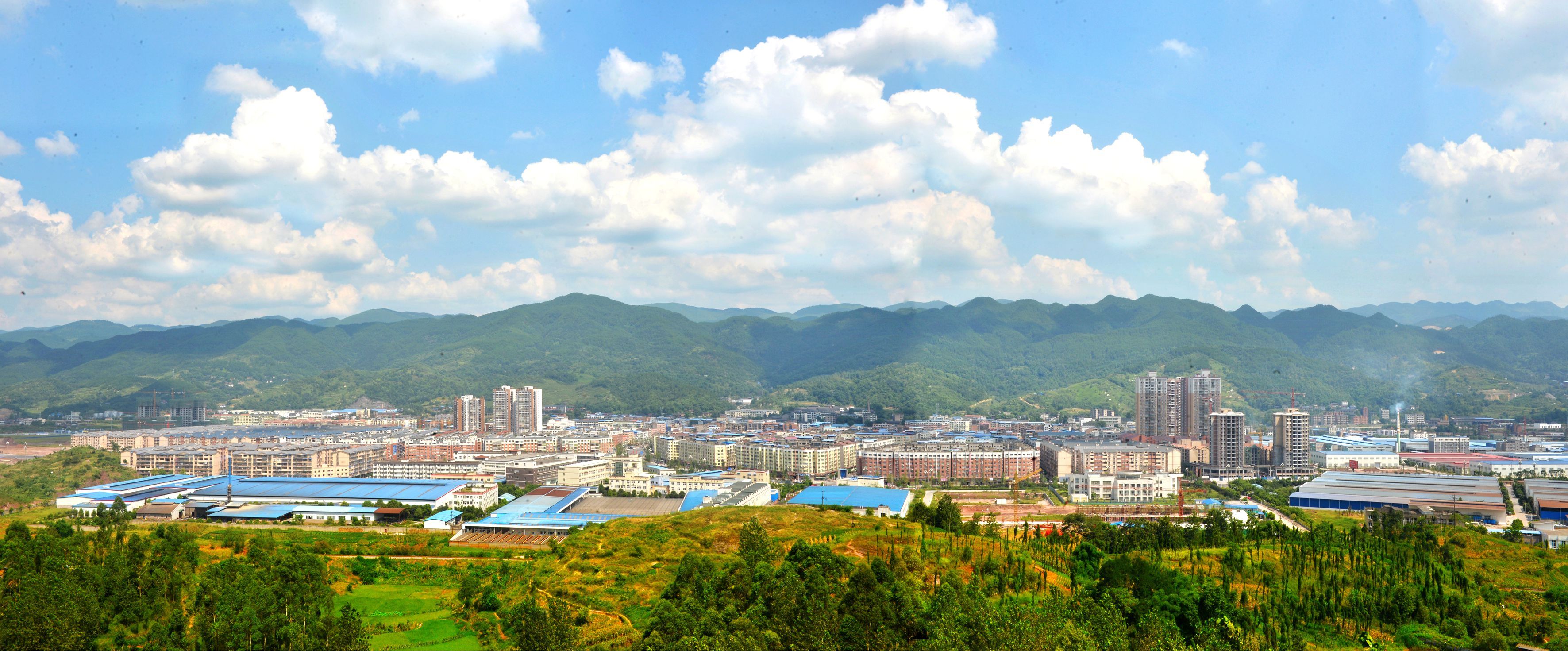 最美小镇在广安前锋区有一个天然氧吧隐匿于世山清水秀