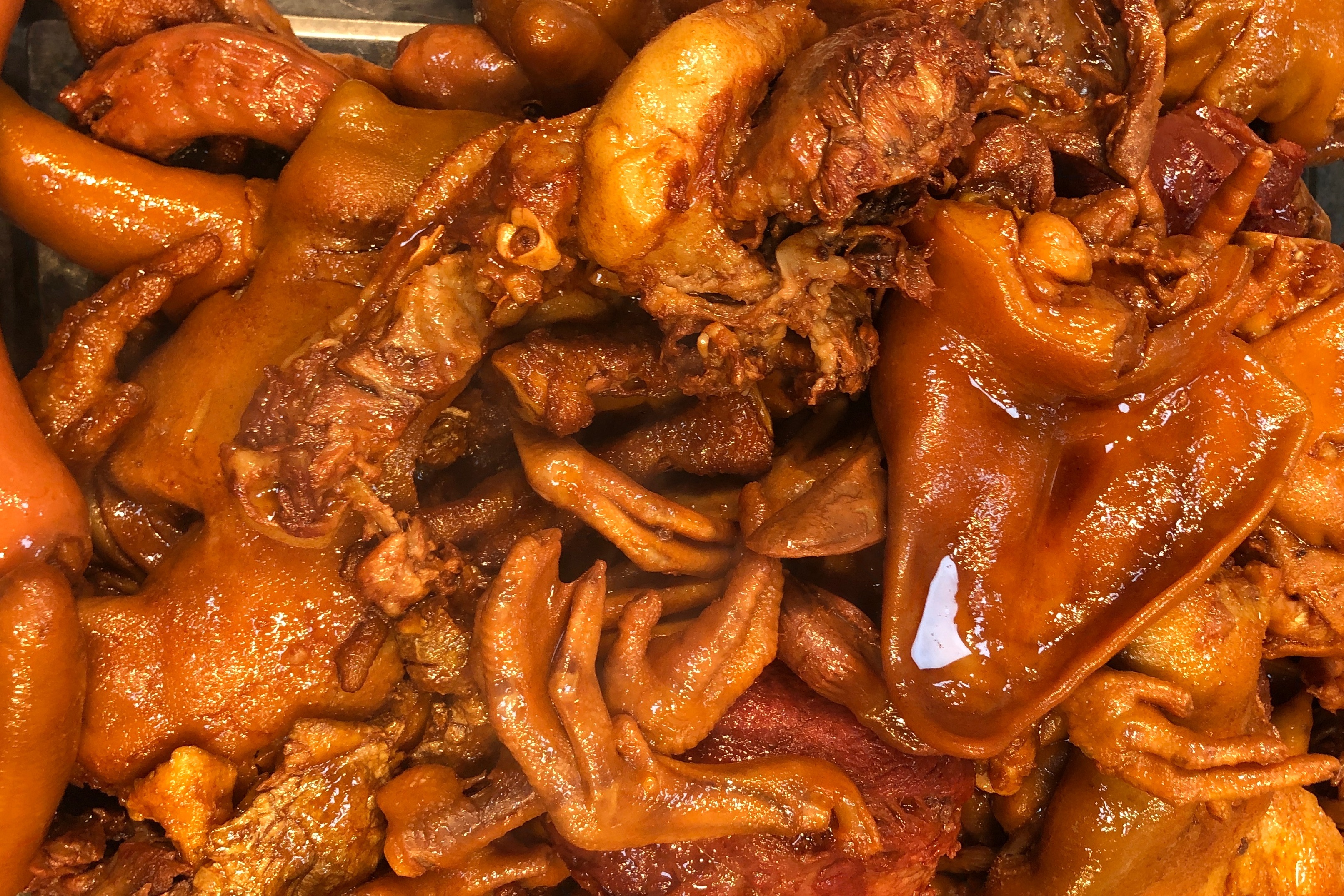 一家卤菜店的营业日常报告!朝九晚六比白领挣得多!