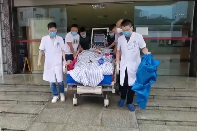 联勤保障部队第908医院成功救治患重度劳力性热射病战士