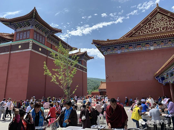 图片来源：凤凰网佛教 摄影：赤峰康宁寺