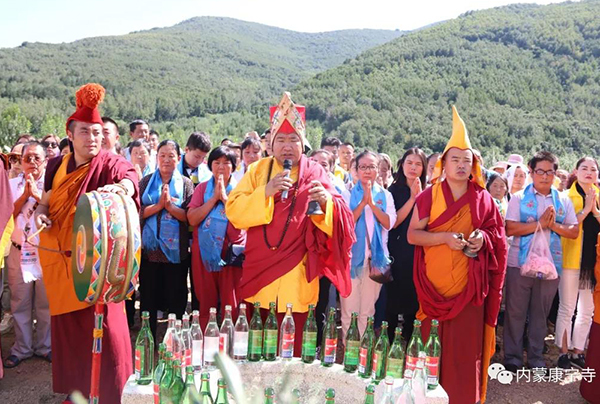 图片来源：凤凰网佛教 摄影：赤峰康宁寺