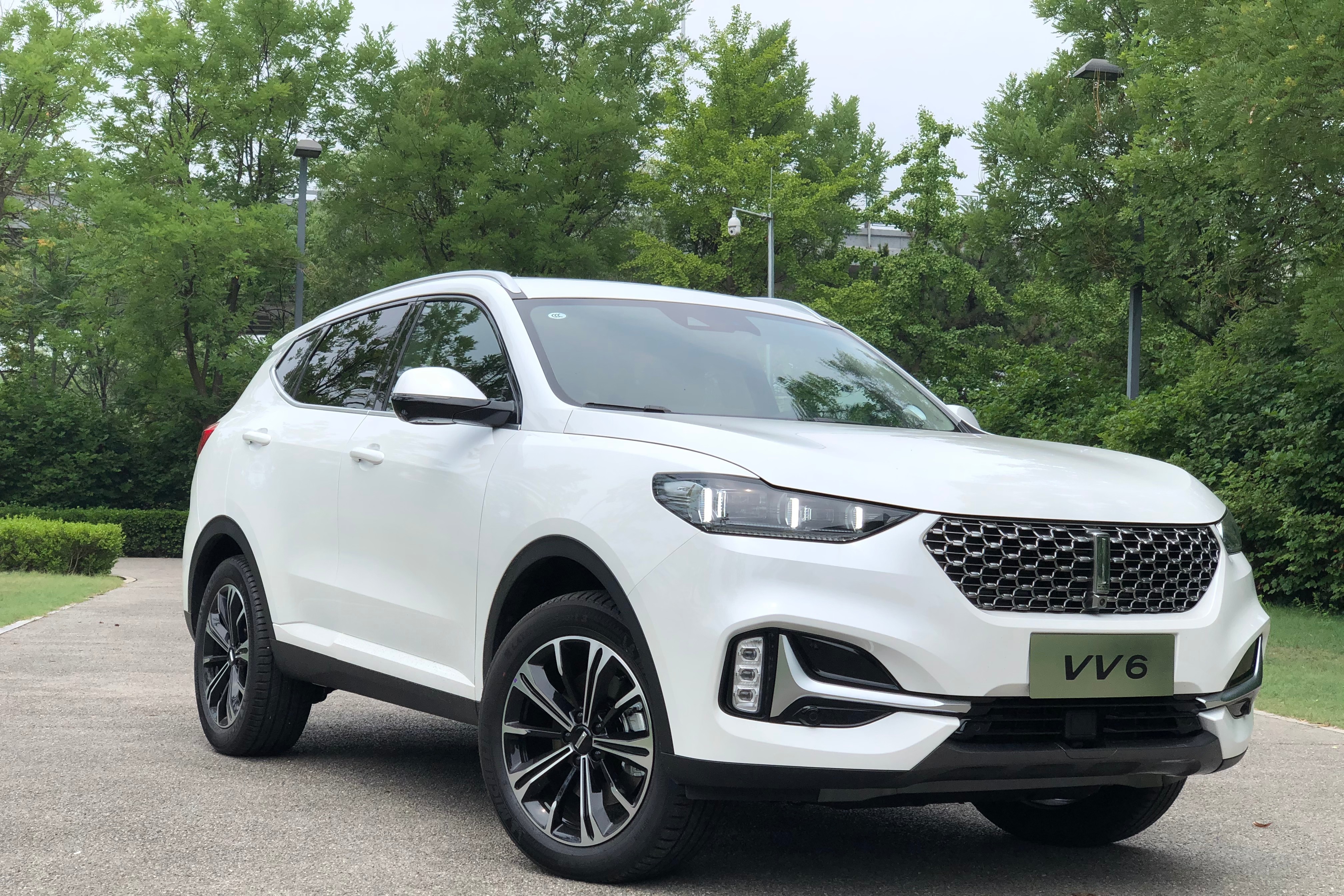 105车评——wey vv6的高级,比"某众"的高级可实