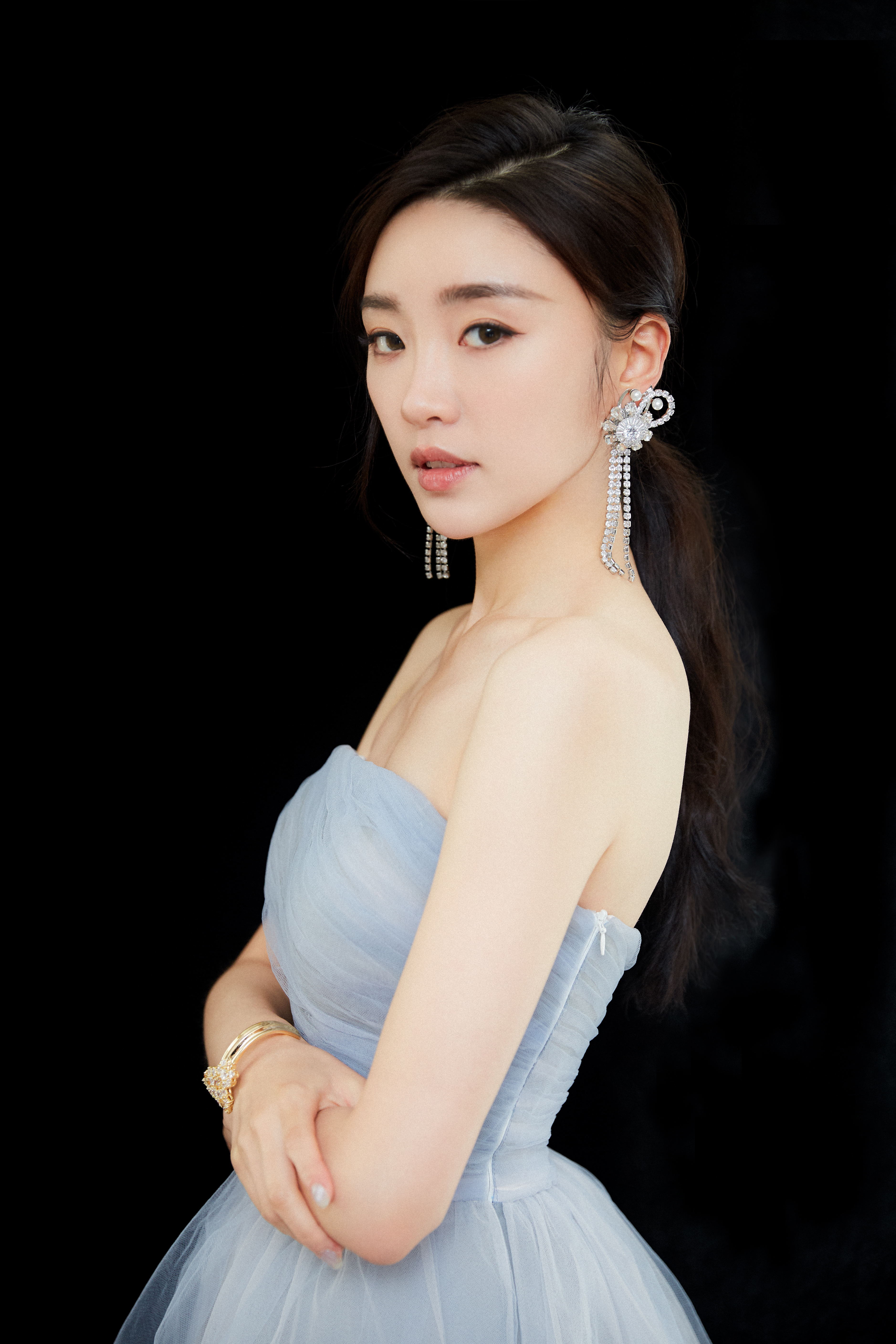 张月《跨界歌王》以歌声表达爱意 《蝴蝶泉边》诉尽感恩依恋_凤凰网