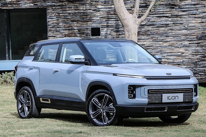 13万就能开出30万的豪车感，高颜值高配置，吉利icon值得买吗？