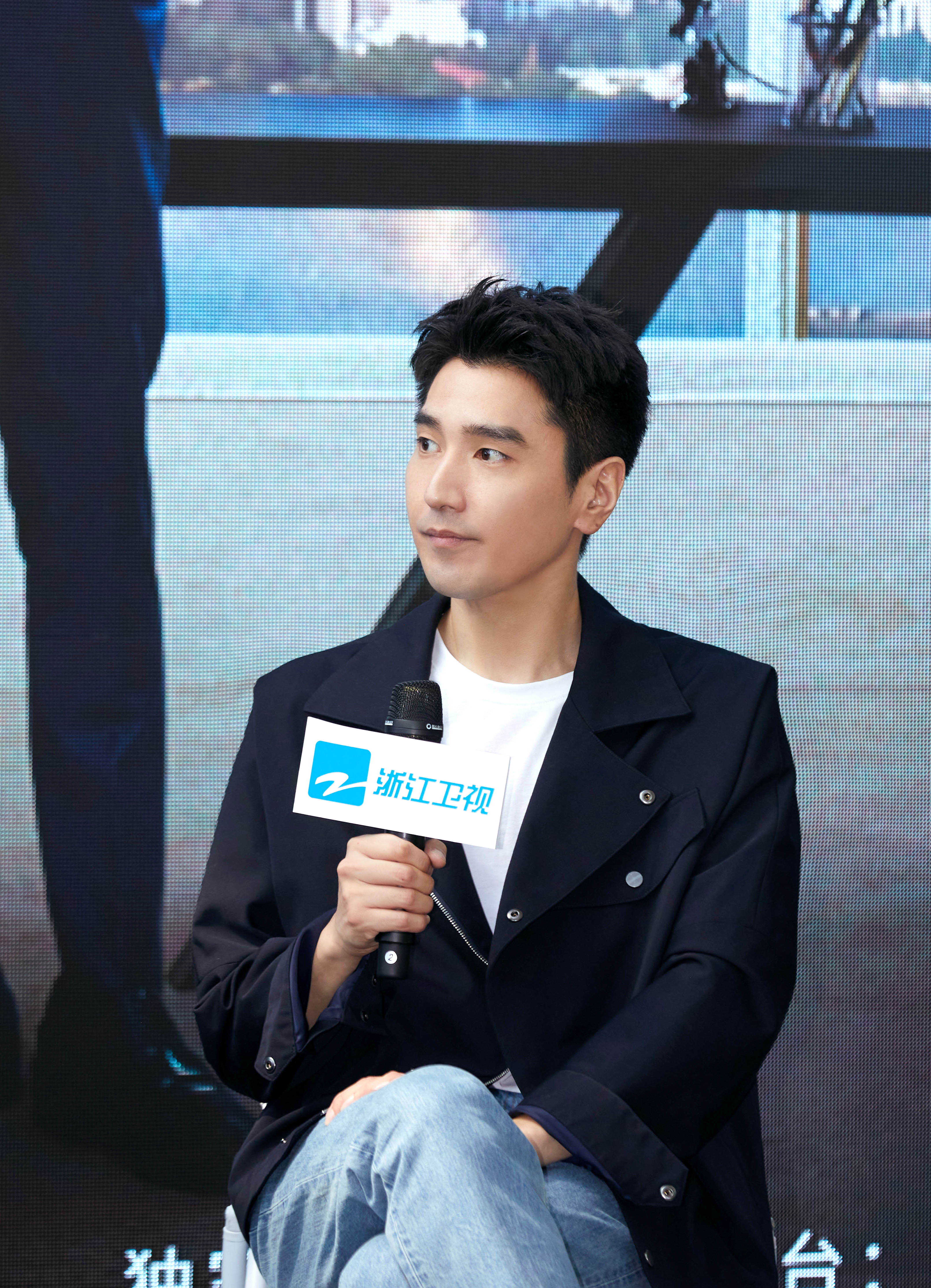 赵又廷平凡的荣耀今日开播化身颓帅上司直面职场百态