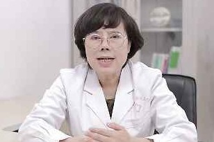 北京中科白癜风医院专家介绍晒太阳有助于白斑的恢复吗？