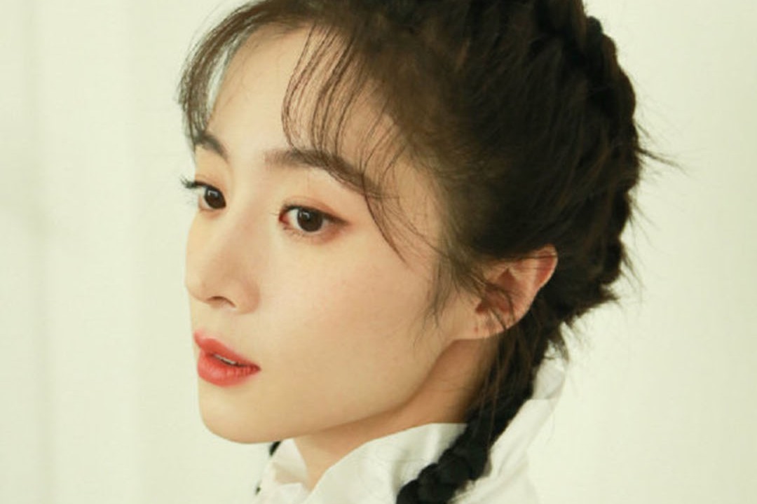 麻花长辫，优雅的学姐，胡冰卿