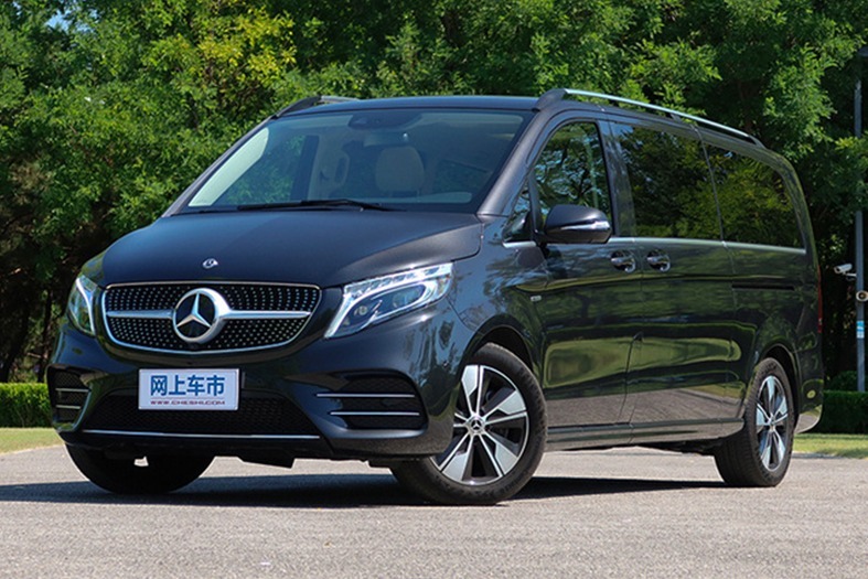 奔驰大面包预售，标配空气悬架，后排更豪华，最低只要49万