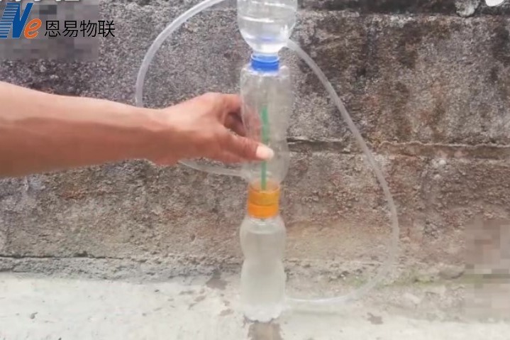 2个矿泉水瓶做水循环图片