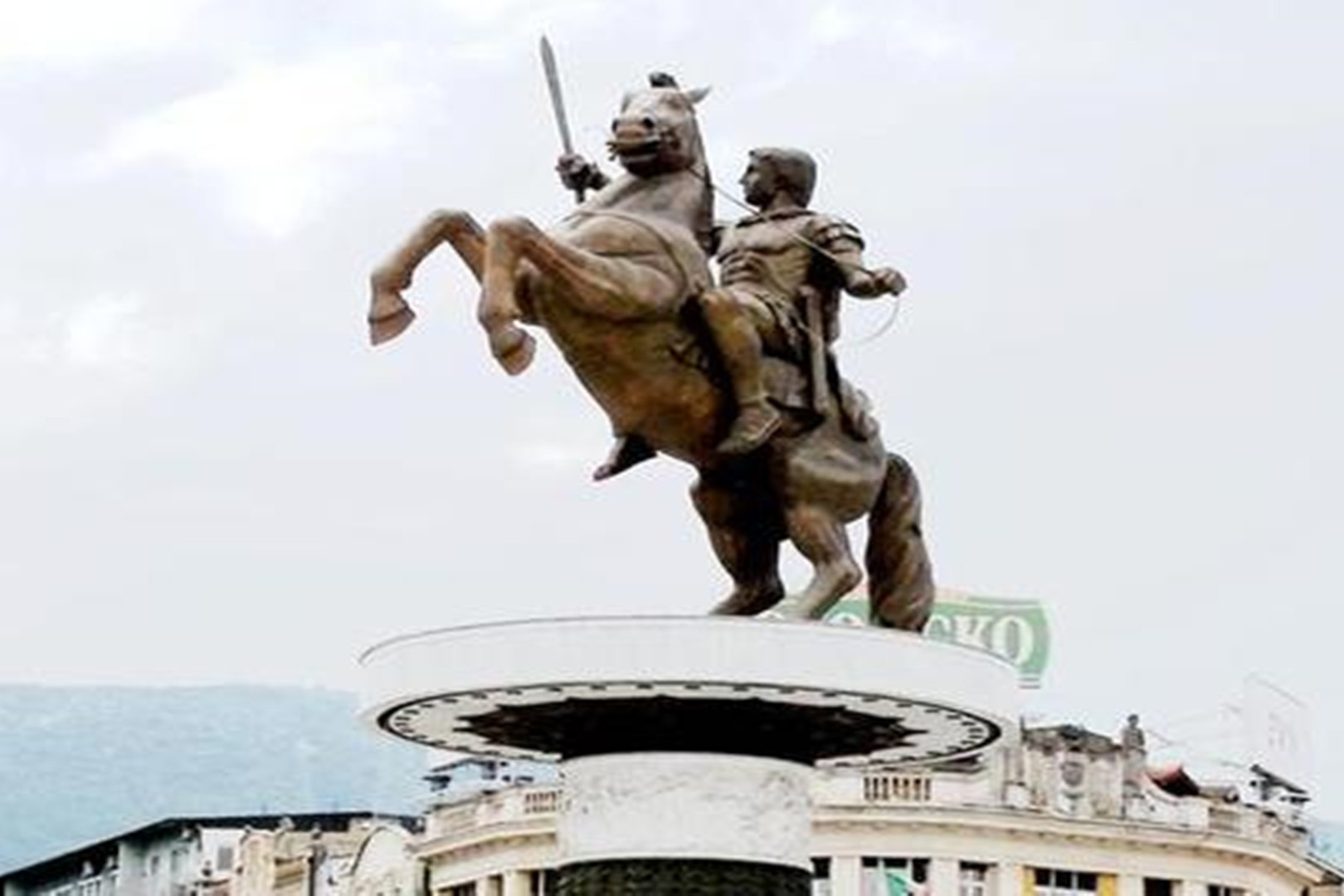 马其顿历史上最强大的国王，他指挥的军队所向披靡，令人闻风丧胆