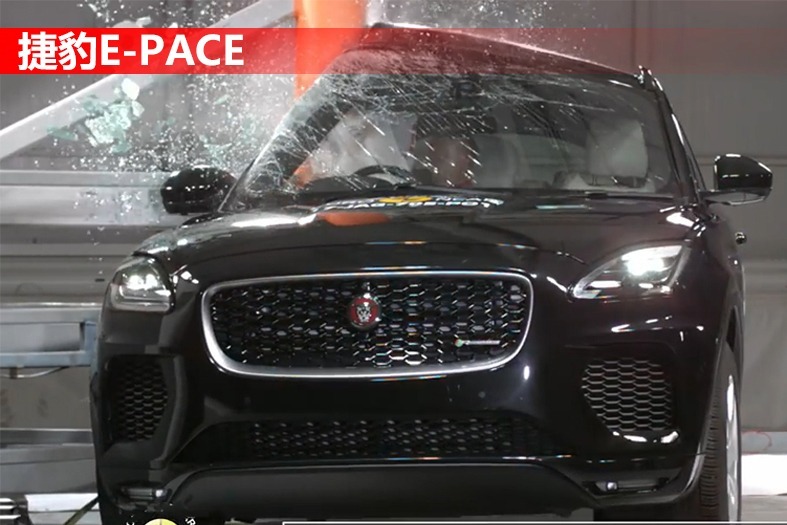 捷豹E-PACE侧面碰撞测试，这B柱表现，买BBA的后悔没？