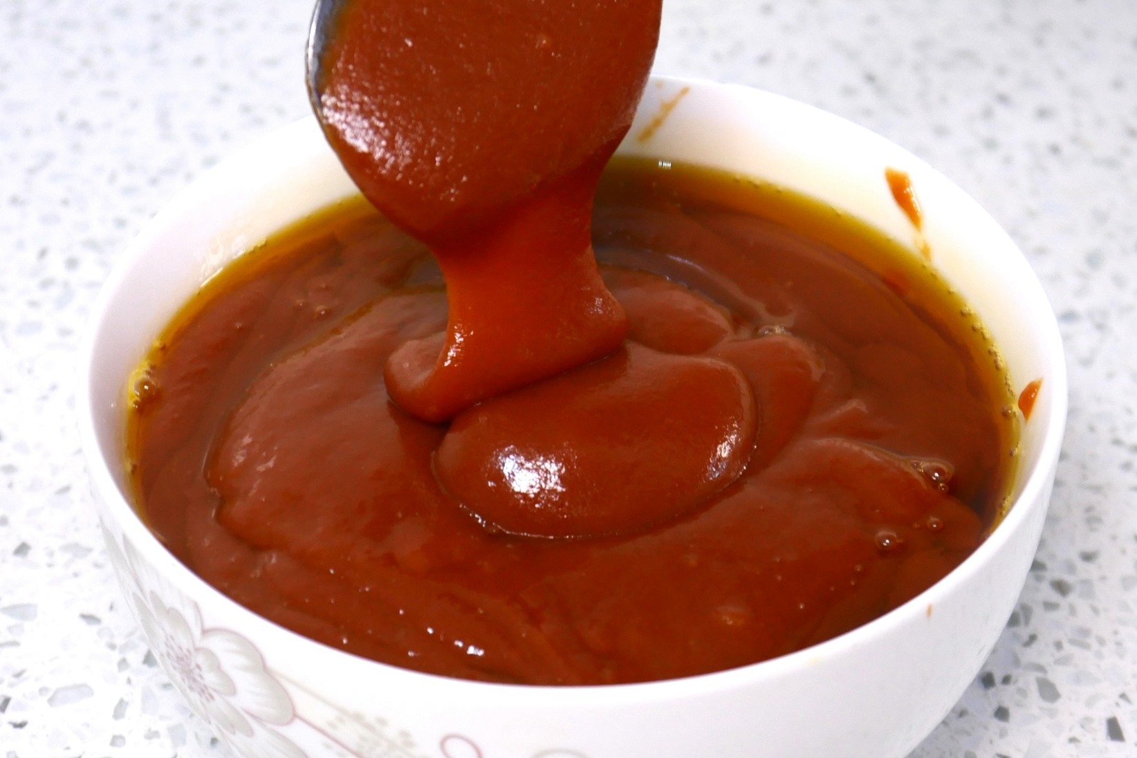 自制甜面酱，家里有面就能做，做法简单无添加，拌啥都好吃