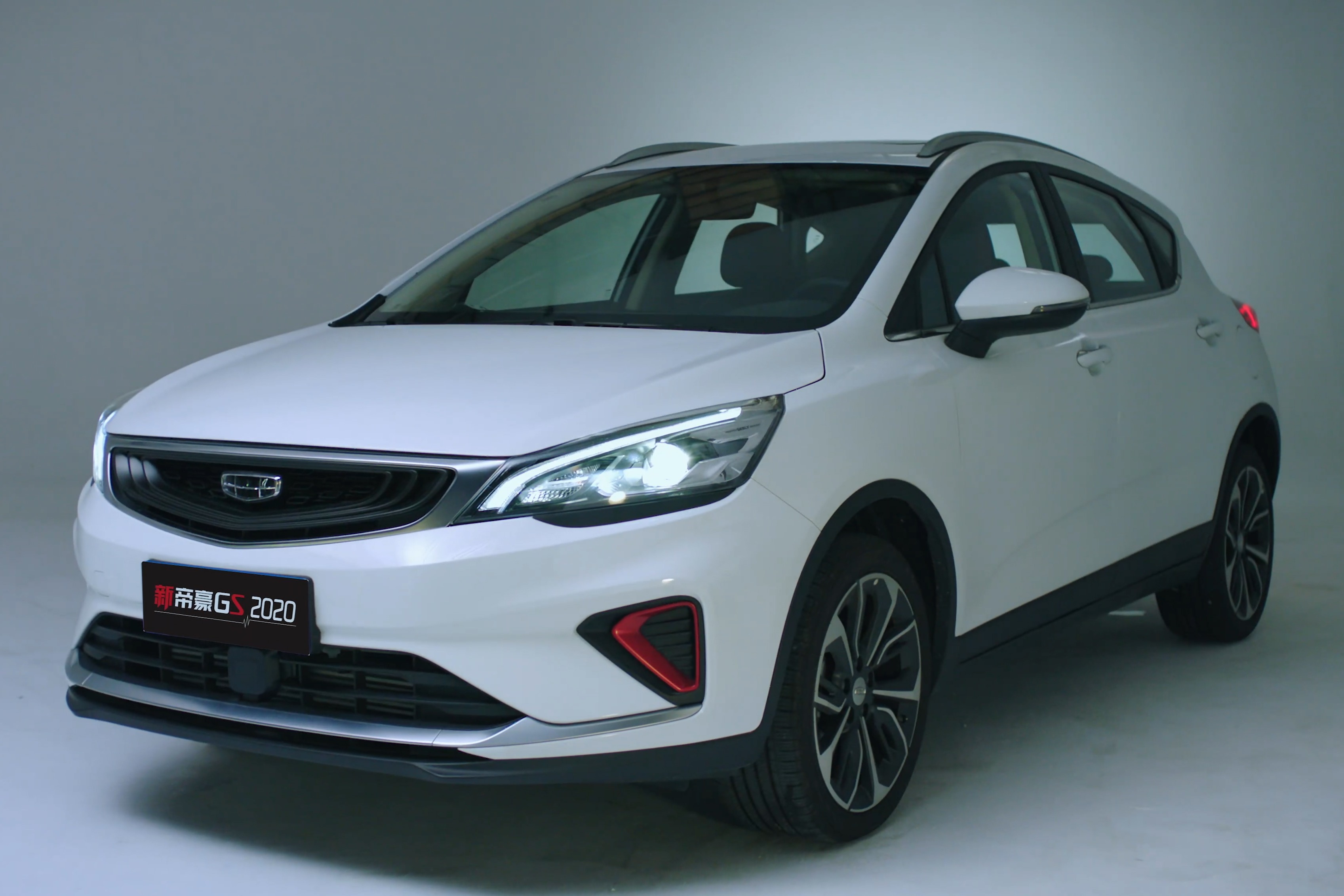 还买啥xrv这车比奇骏好看实用配置齐全8万就能落地