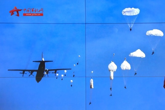 【空军空降兵成立70周年】70年后再出发 洁白伞花遍华夏