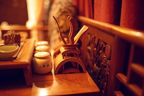 养胃护心！学习穴位按摩打通健康养生“筋络”丨养胃护胃按摩哪里最好用