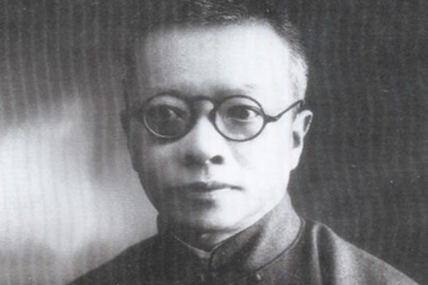 都以为鲁迅先生很伟大其实没有此人就没有后来的鲁迅