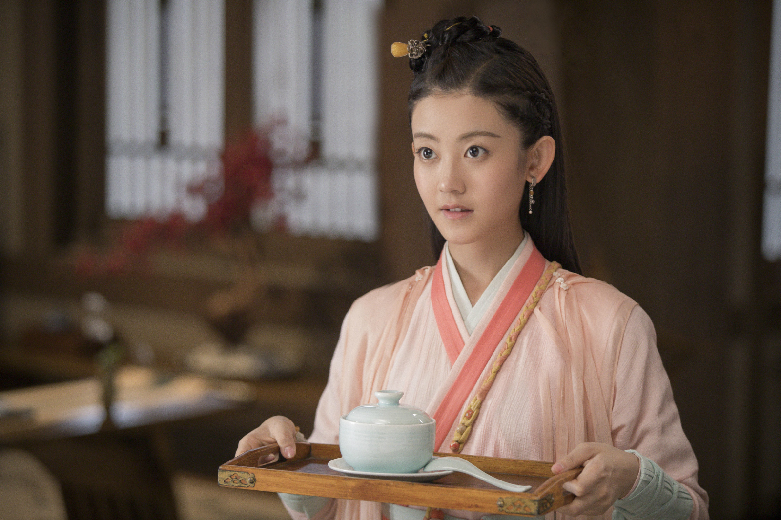 王艺哲《少女大人》收官 "东北cp"发糖成最大看点