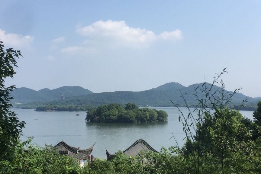 凤凰城市之亦城：杭州是如何湖海碰撞的？
