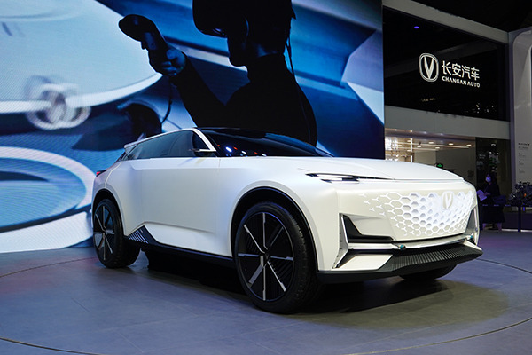 这么夸张的概念车2个月后出量产版 长安这波操作很6