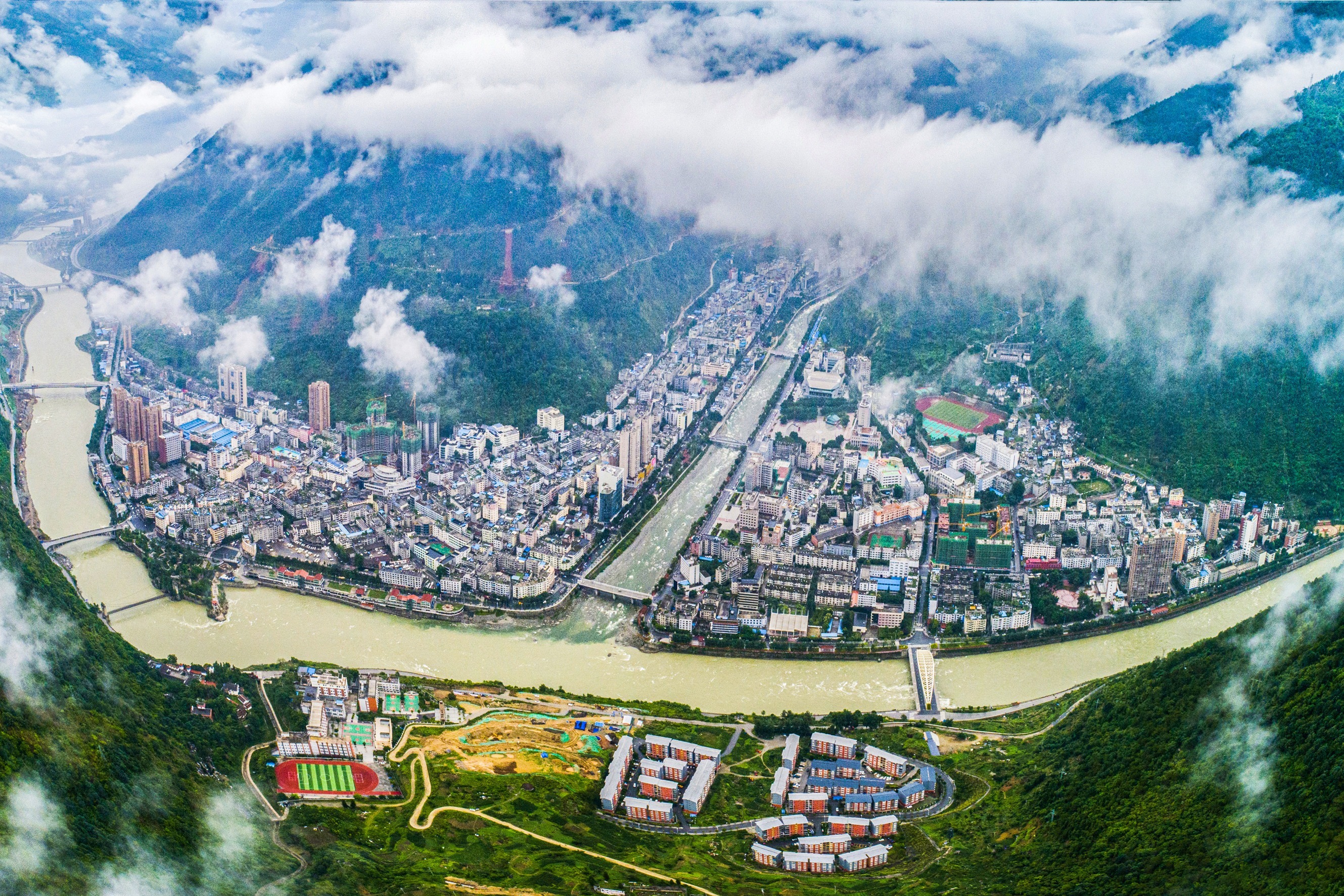 中国石棉城市形象推广曲《追梦沫水》首发，四郎贡布倾情演唱