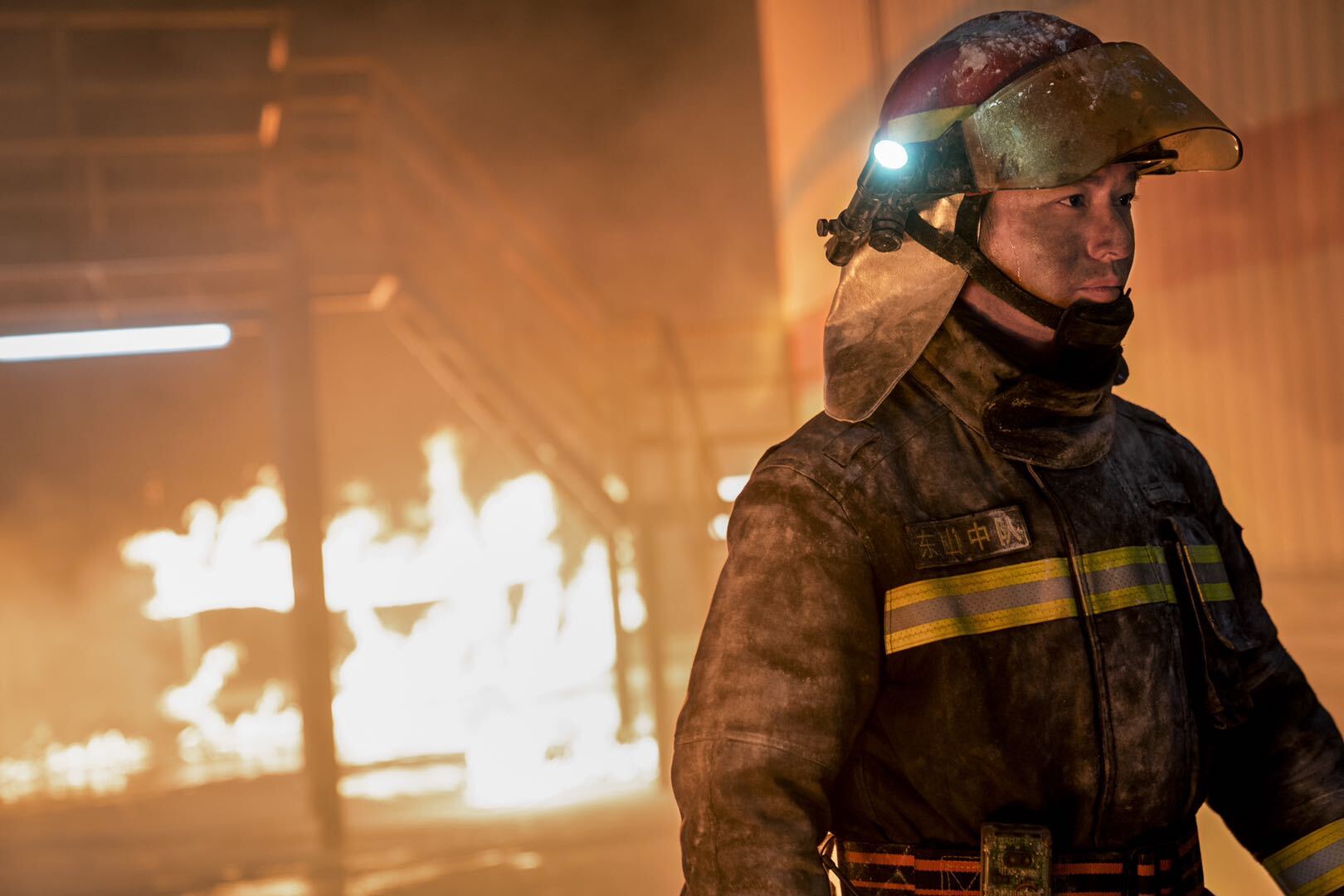 黄晓明凭《烈火英雄》 获第35届大众电影百花奖最佳男主角