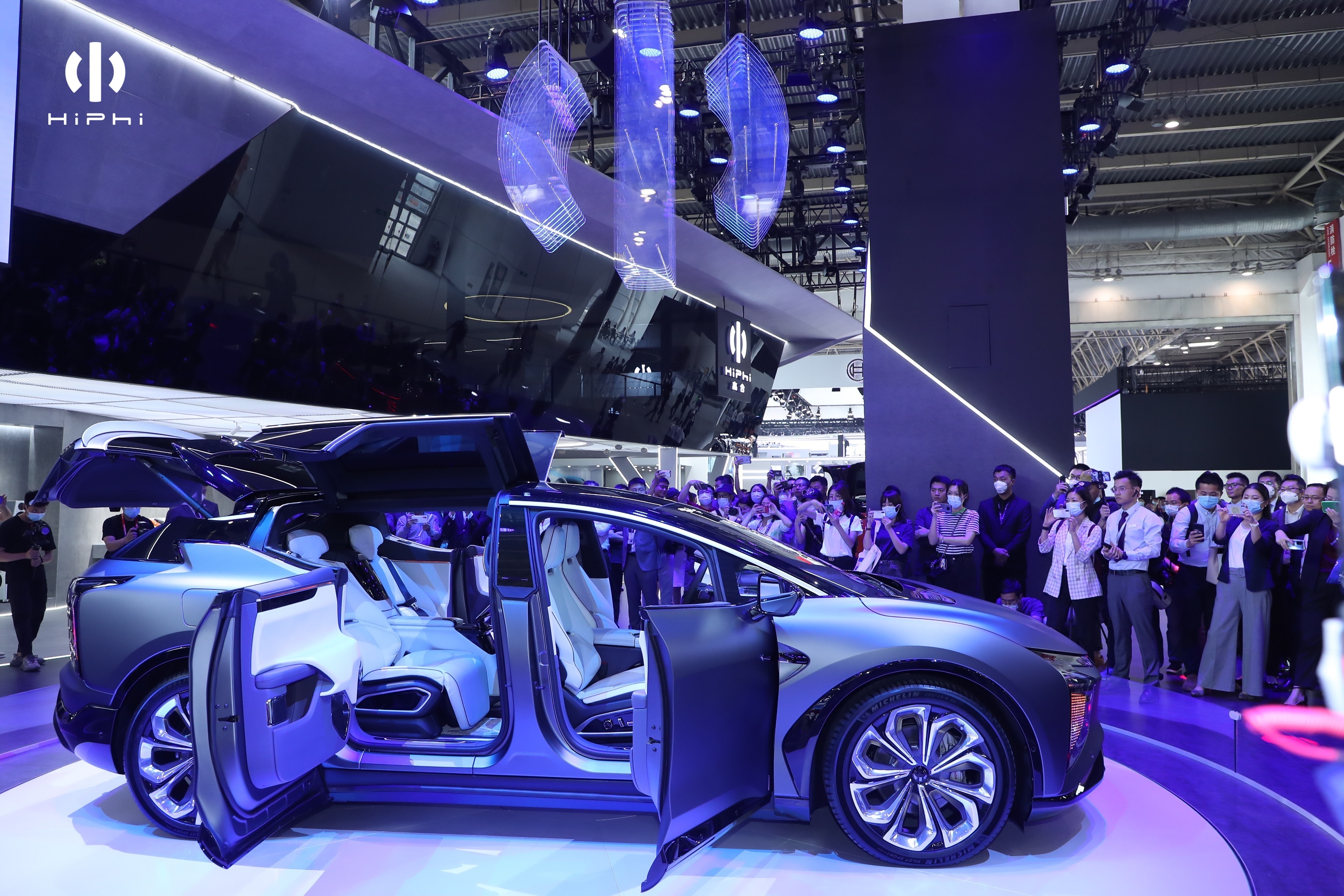 80万高合hiphi x亮相北京车展!软件定义汽车的华系豪牌