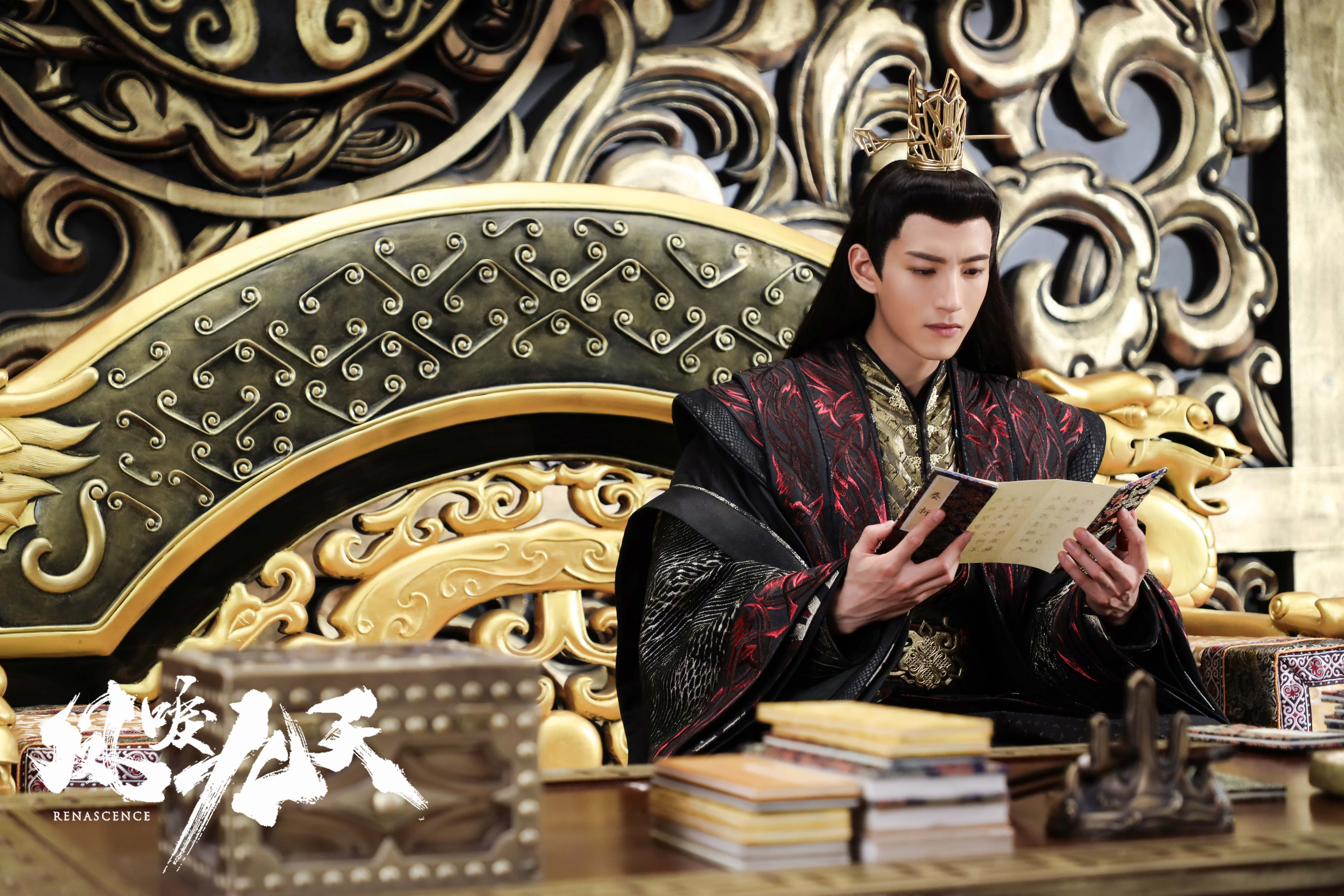 《凤唳九天》开播热度口碑双丰收 陈哲远李墨之糖中带渣虐哭观众