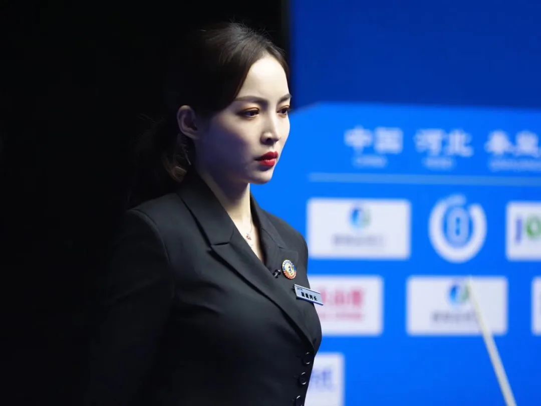 “最美台球裁判”王钟瑶：我与这个世界的相处方式，是传递不是赢__凤凰网