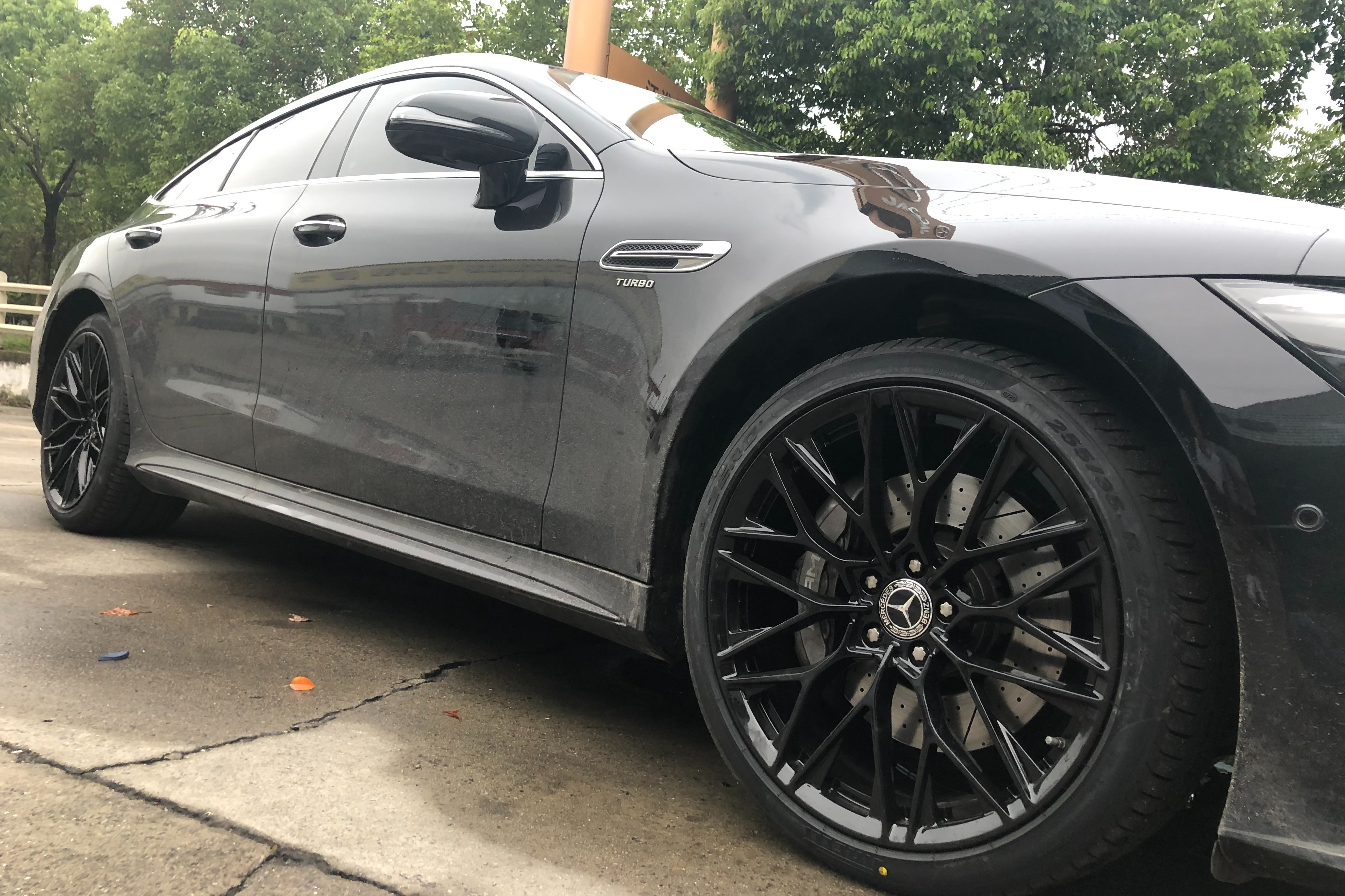 奔驰gt50原车19寸轮毂升级改装20寸定制款锻造亮黑色轮毂