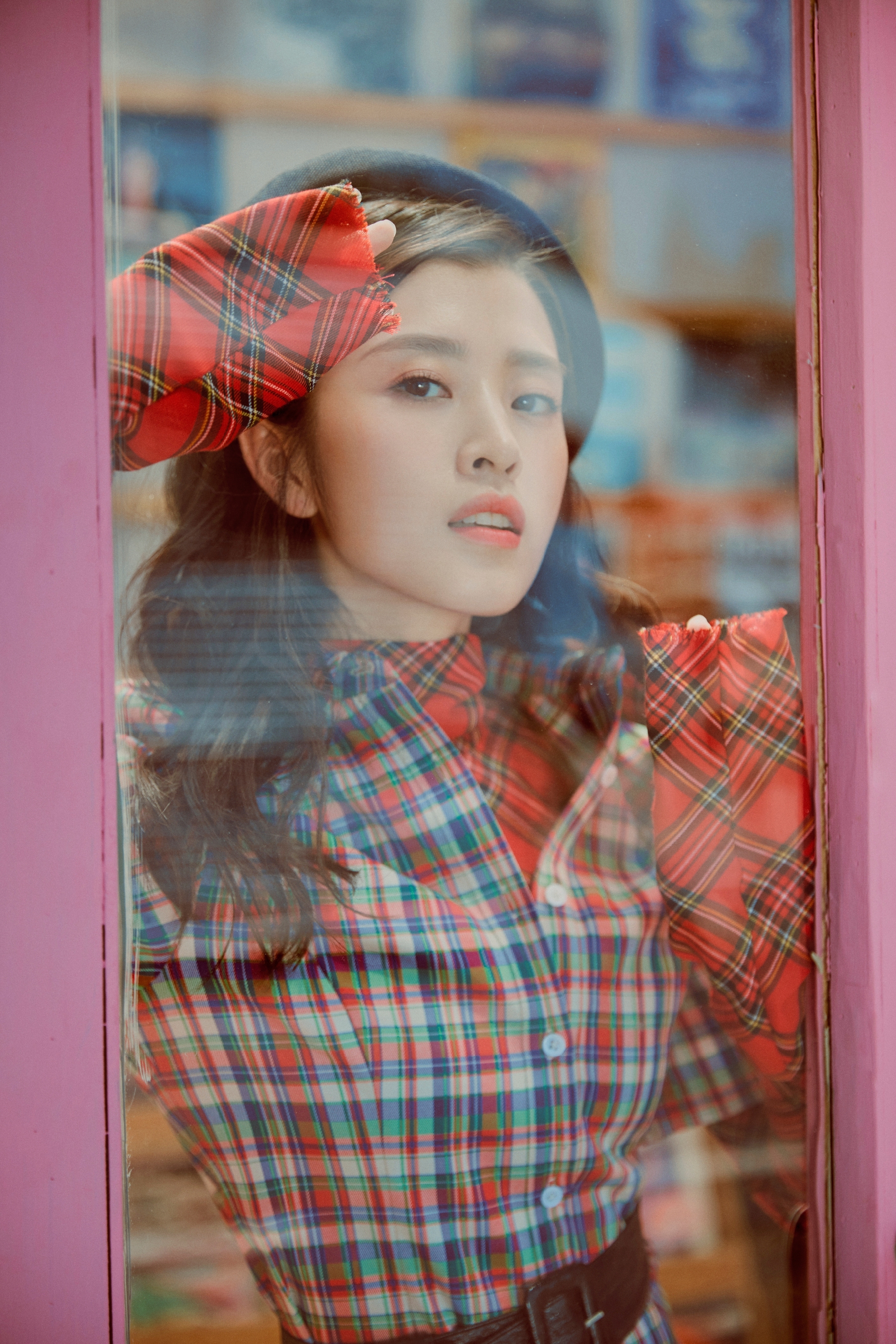 李若嘉最新写真曝光 新剧开机演绎唐朝史诗