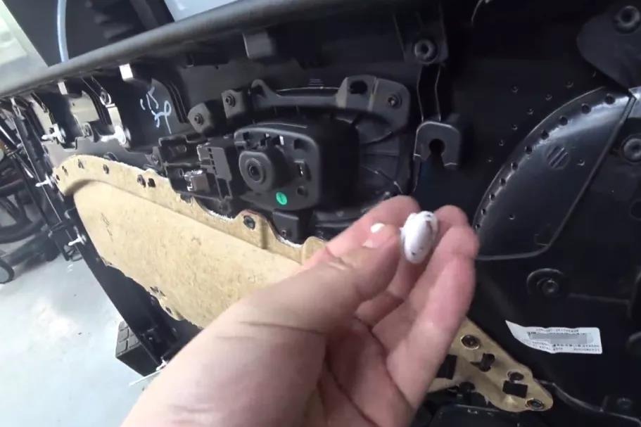 JEEP指南者拆解要点，喜欢自己动手DIY必看