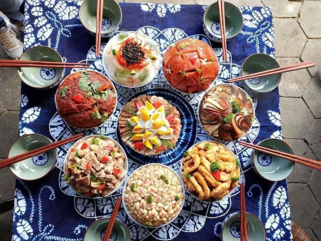 白族生皮,是大理一带的白族人民传统的待客名菜.