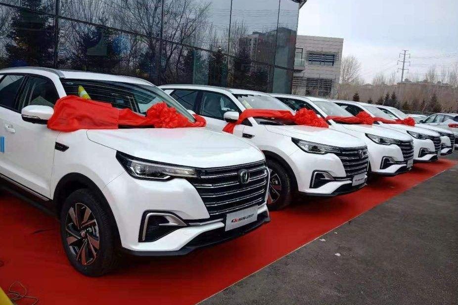 车市汽象成员鬼斗车探访长春慧通长安4S店