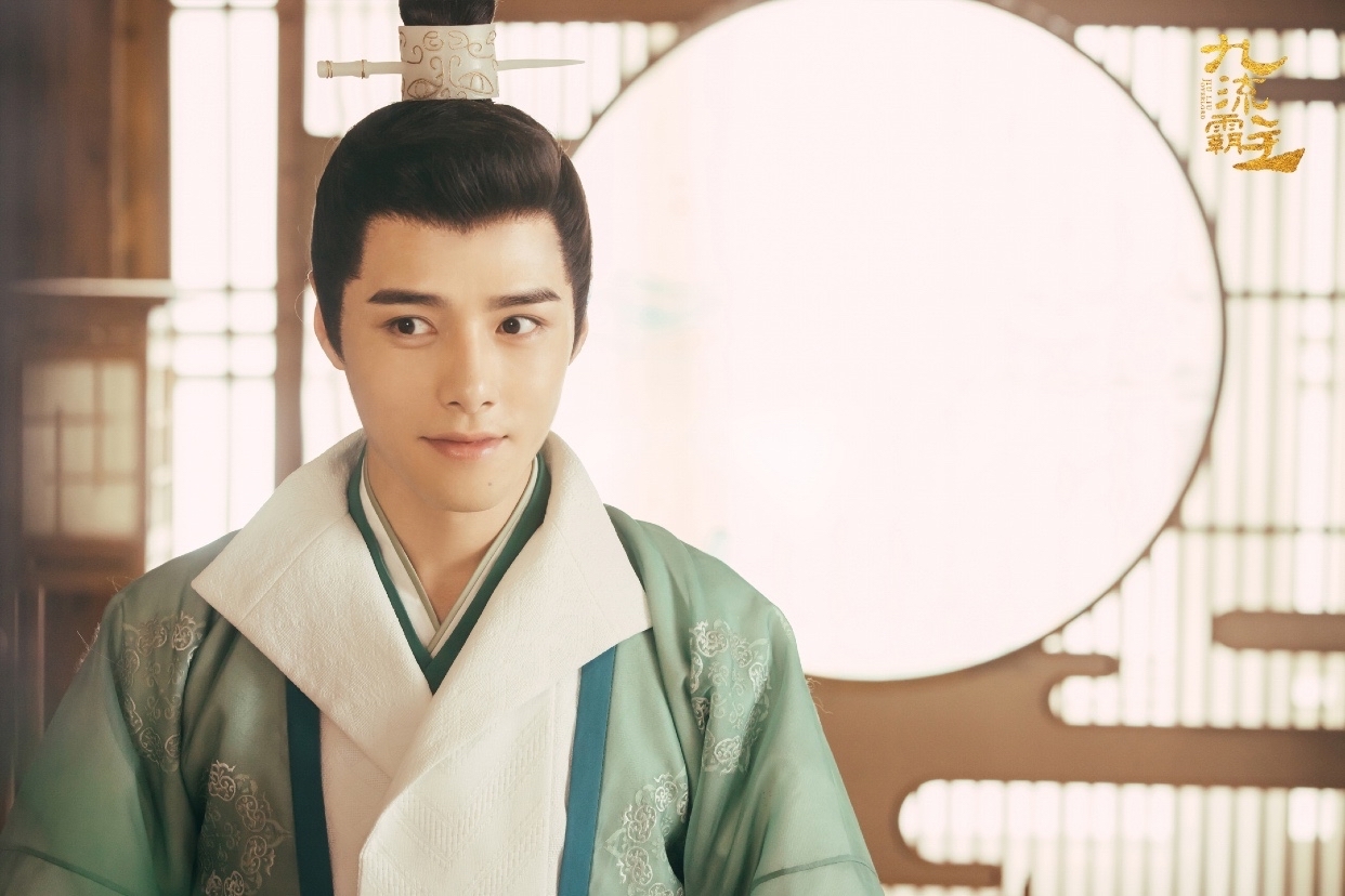 方逸伦九流霸主今日开播蠢萌王爷李昭一见倾心遇见爱