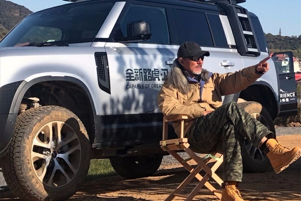 车手自修试驾场地 评测全新路虎卫士极限越野性能