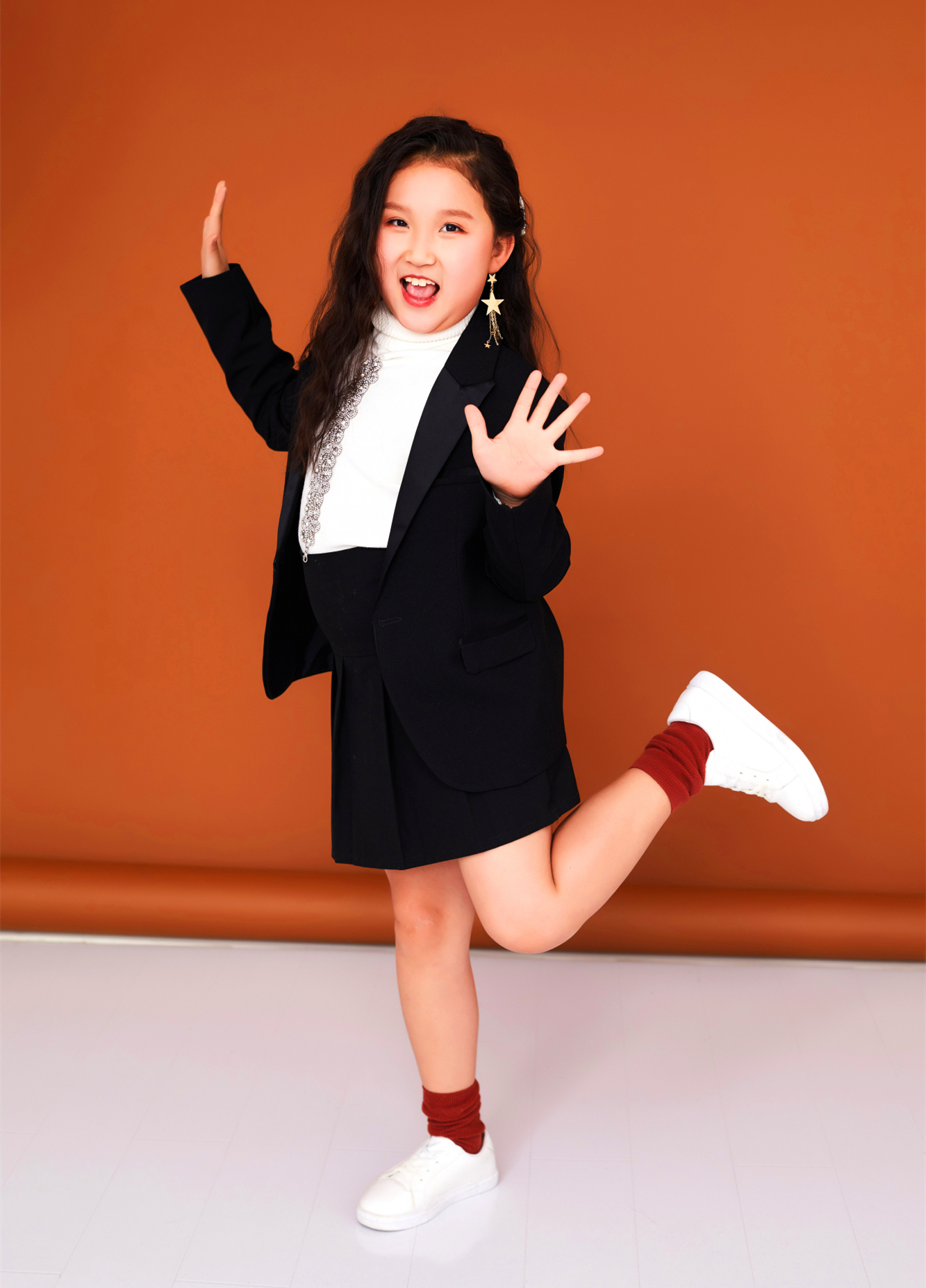 一线童星歌手任俞霏即将录制慕衍童声2021年专辑歌曲《梦在中国》