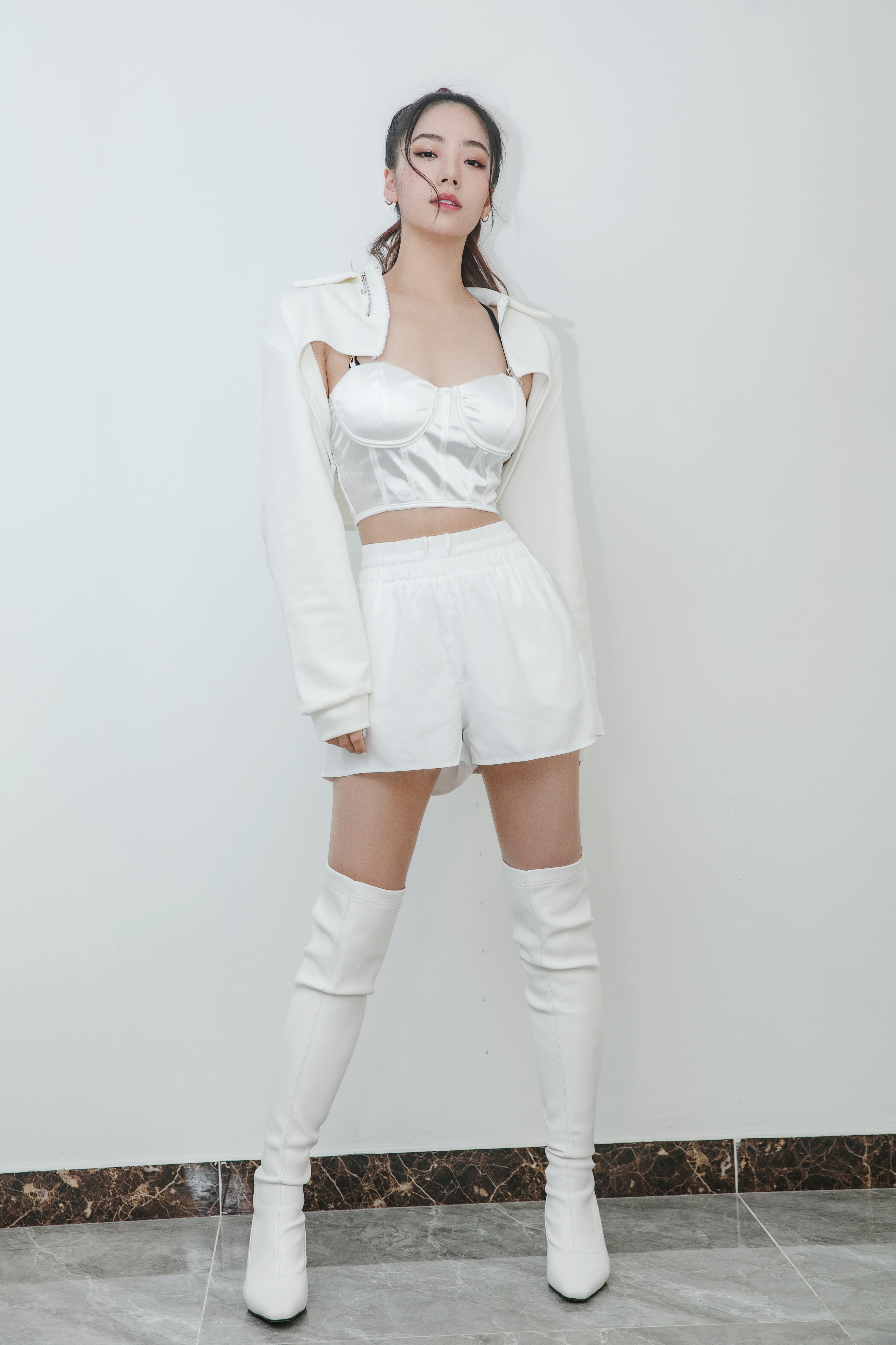 阿达娃助阵"2020英雄联盟音乐穿越之旅",跨界圈层显潮流态度